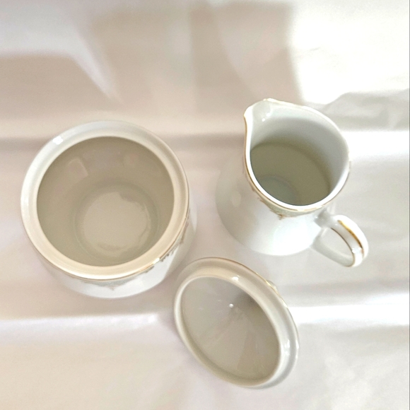 "Valhala" covered cream and sugar by Mikasa. - Picture 6 of 12